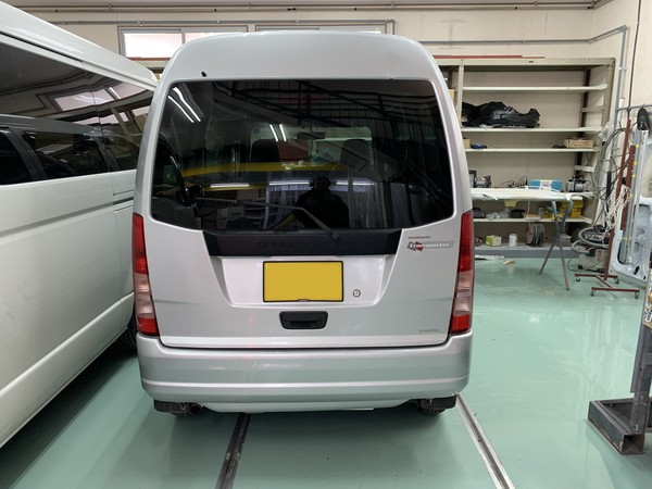 スバル　サンバー　Rバンパー交換　相模原市