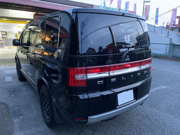 三菱　デリカＤ５　左クォーター交換　保険修理　相模原市