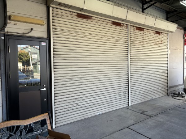 営業中のシャッターの開閉について(´・ω・｀)