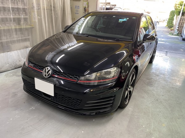 フォルクスワーゲン　ゴルフ　ヘッドライト塗装コーティング施工　相模原市