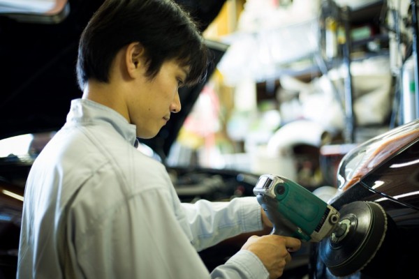 車の板金塗装に資格は必要？板金塗装と資格について詳しく解説